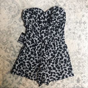 NWT ✨ Express Strapless Romper